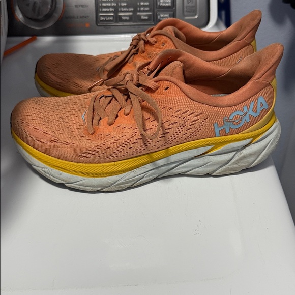 Hoka Clifton 8 Womens Shoes Size 8B Orange Running Sneakers - Picture 2 of 12